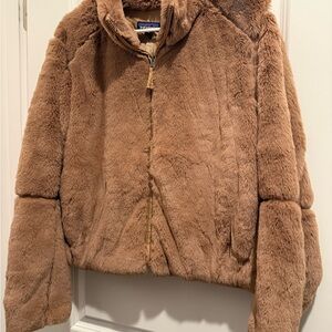 Patagonia Women's Lunar Frost Jacket in Light Brown